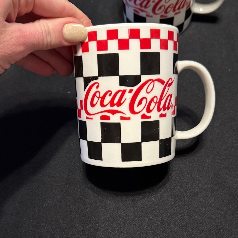 VINTAGE Coca Cola Vintage Mug Collection - Red, White, Black - Picture 5 of 10